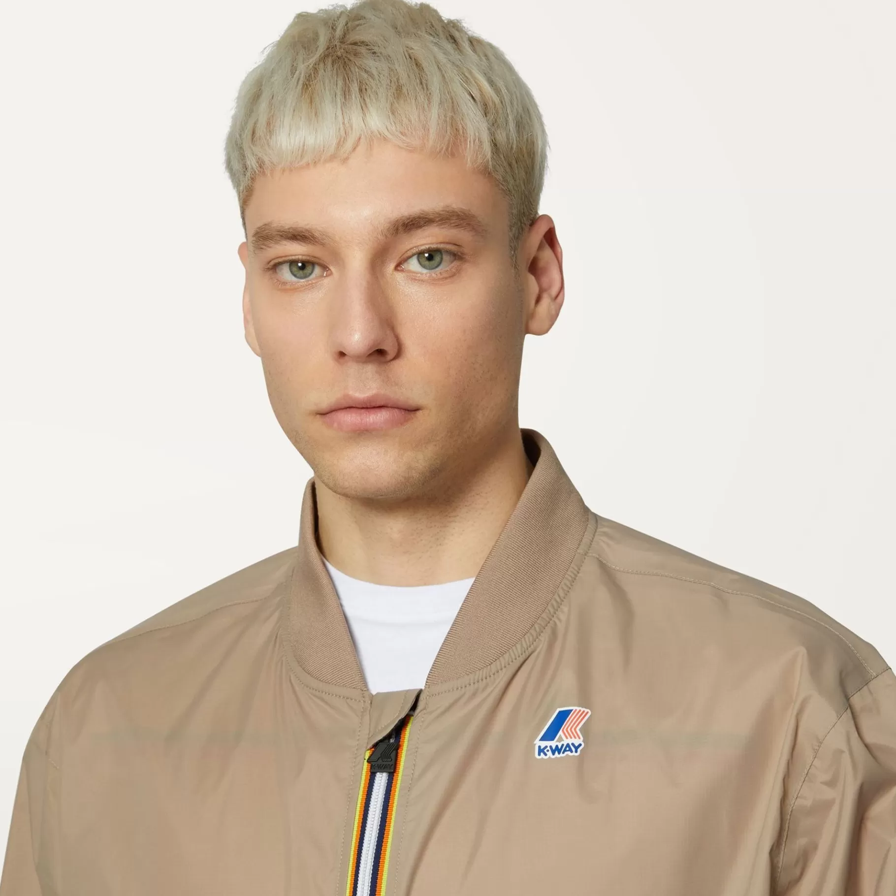 Le Vrai Classic*K-WAY Le Vrai 3.0 Amauren - Jackets - Short - Unisex - Beige Taupe