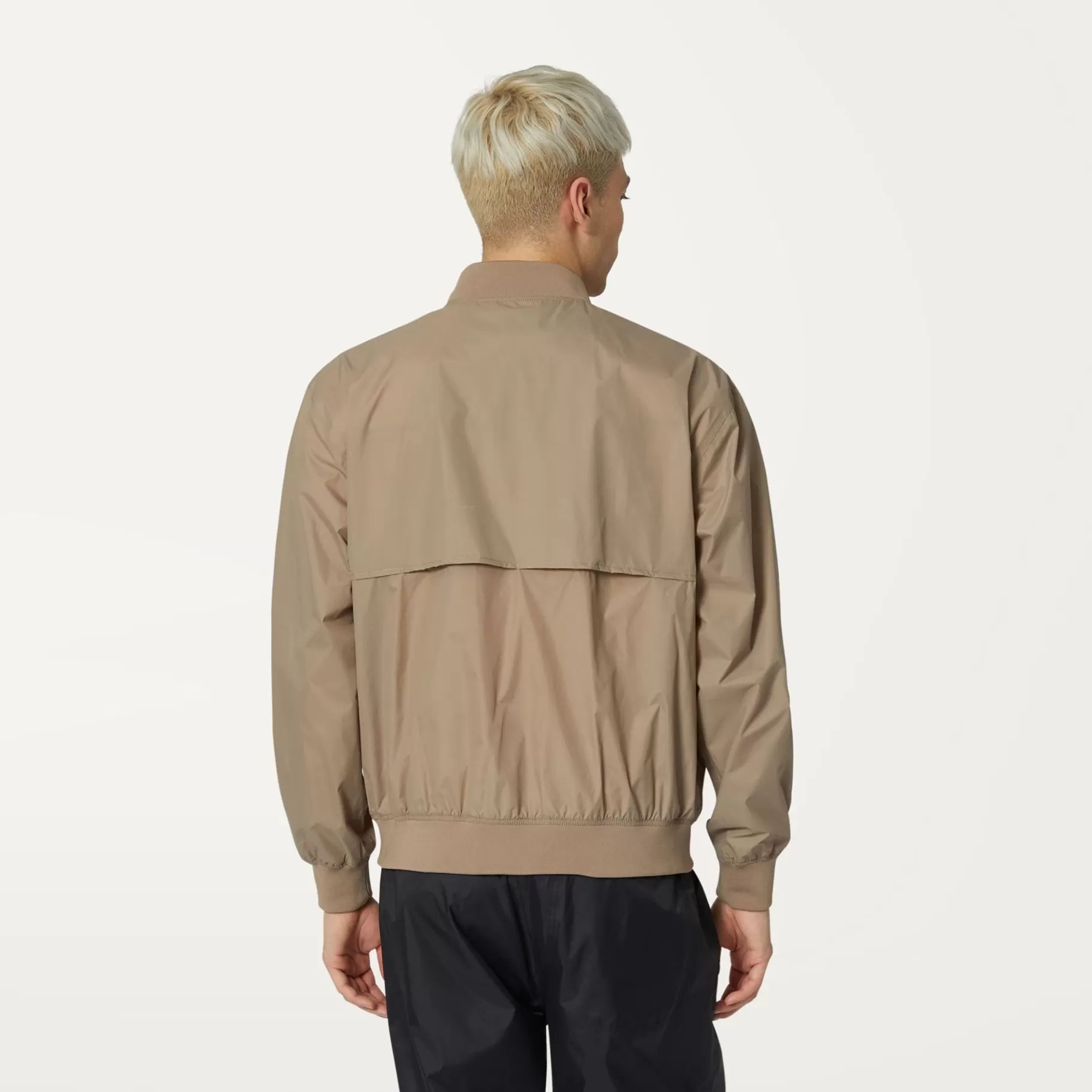 Le Vrai Classic*K-WAY Le Vrai 3.0 Amauren - Jackets - Short - Unisex - Beige Taupe