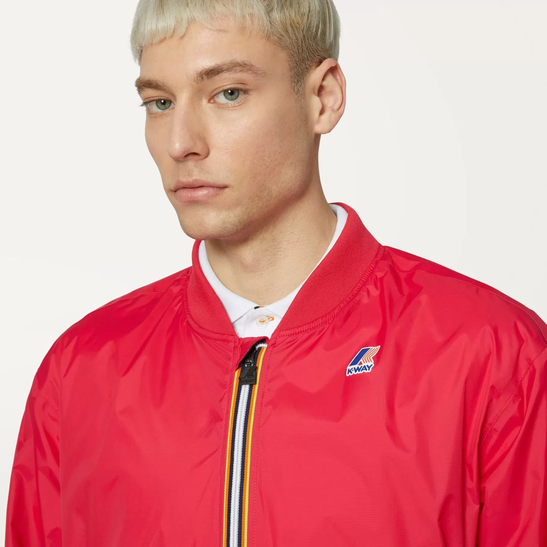 Le Vrai Classic*K-WAY Le Vrai 3.0 Amauren - Jackets - Short - Unisex - Red Berry