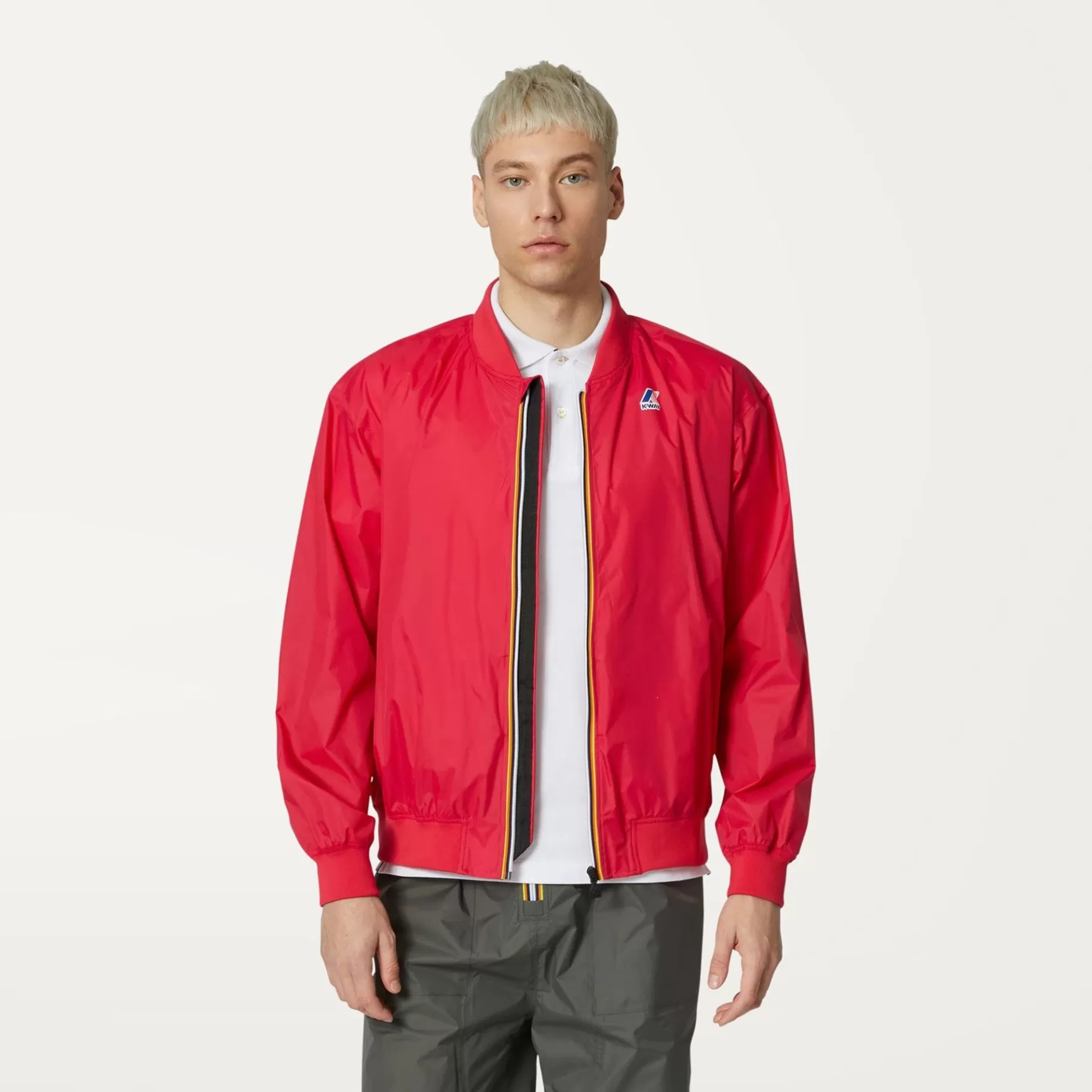 Le Vrai Classic*K-WAY Le Vrai 3.0 Amauren - Jackets - Short - Unisex - Red Berry
