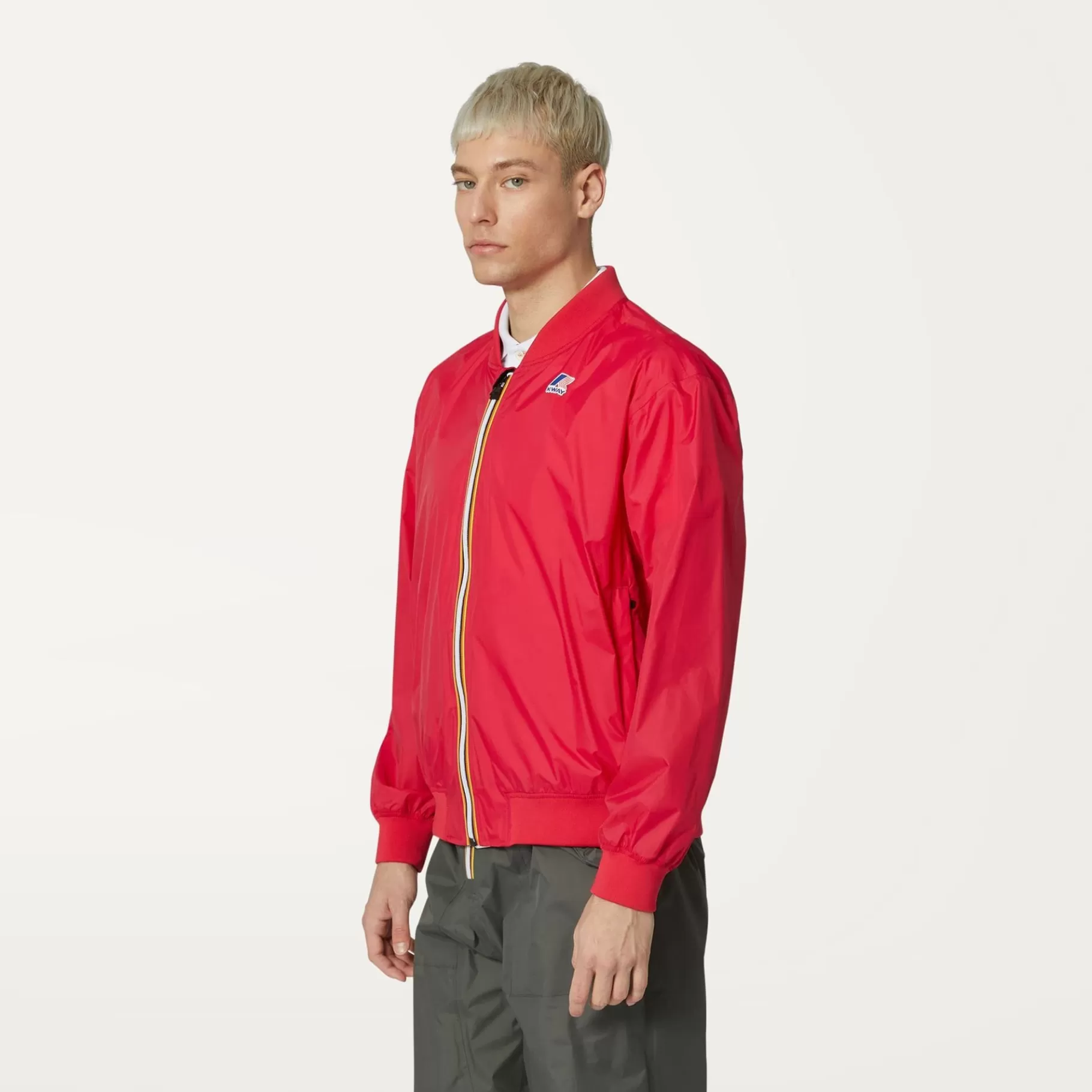 Le Vrai Classic*K-WAY Le Vrai 3.0 Amauren - Jackets - Short - Unisex - Red Berry